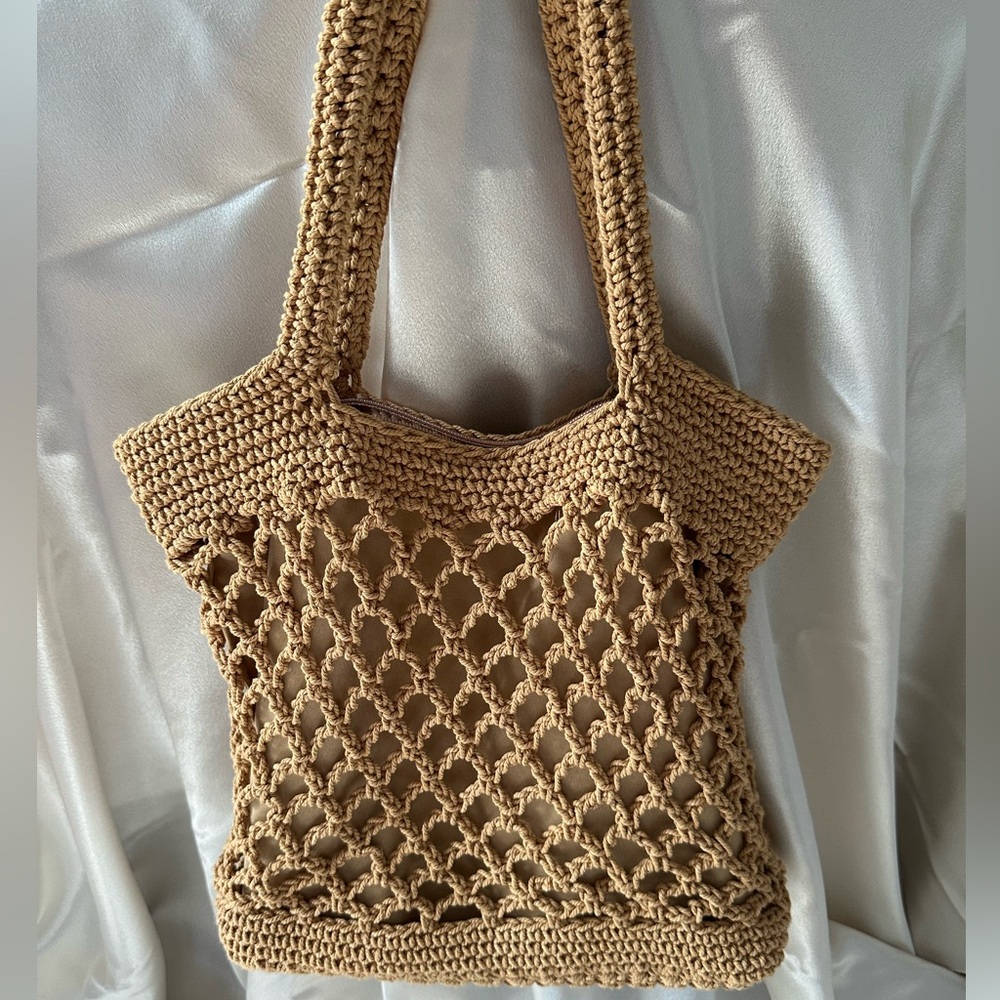 NWOT crochet bag